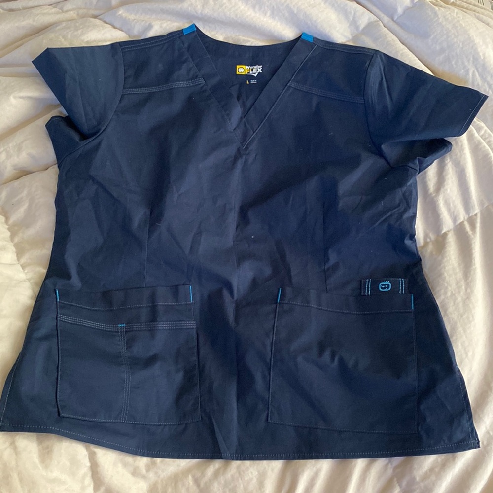 Brand new wonder Flex scrubs